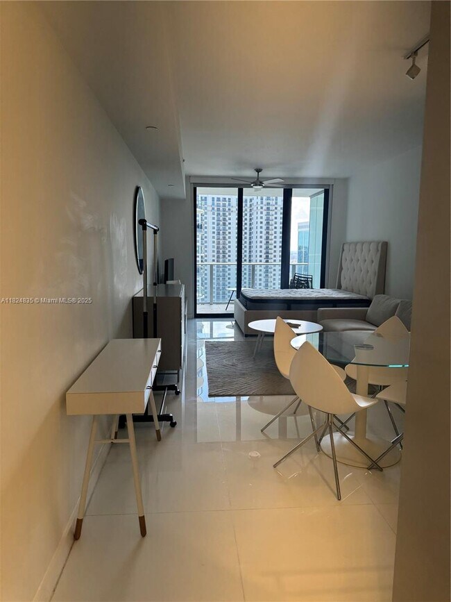 Photo - 1010 Brickell Ave Condo Unit 2510