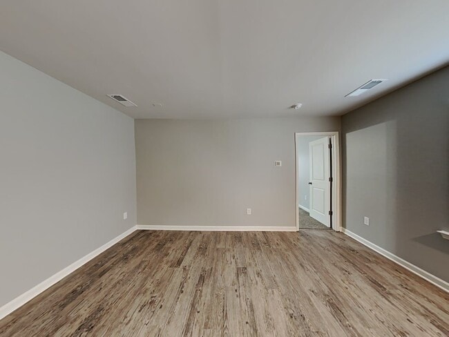 Photo - 6328 Avery St SW