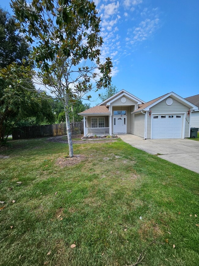 Photo - 3316 Golden Rain Dr