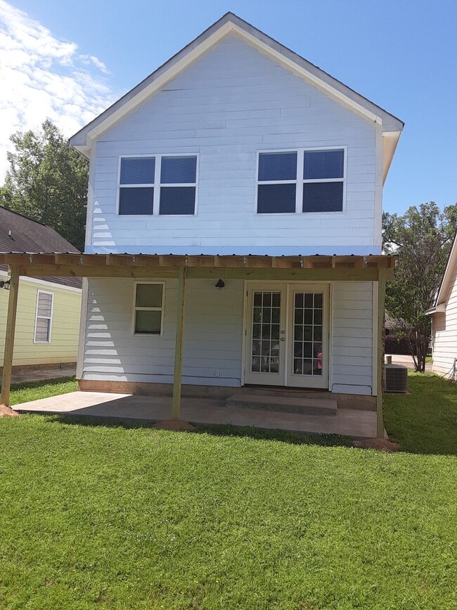 3 Bedroom/2.5 Bath in Countryview Village - 3 Bedroom/2.5 Bath in Countryview Village House