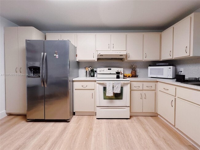 Photo - 3051 NW 14th St Unidad 1