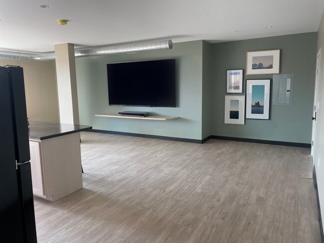 Photo - 302 Court St Unit 204