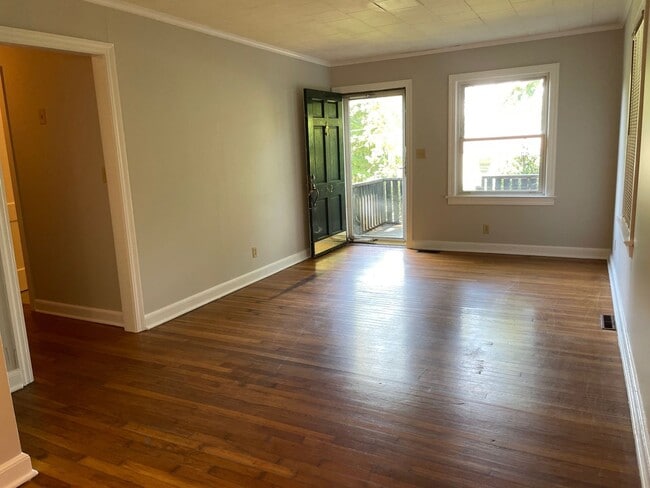 Photo - 2 BDRM 1 BA HOME- $900 MONTH, $900 DEPOSIT!!