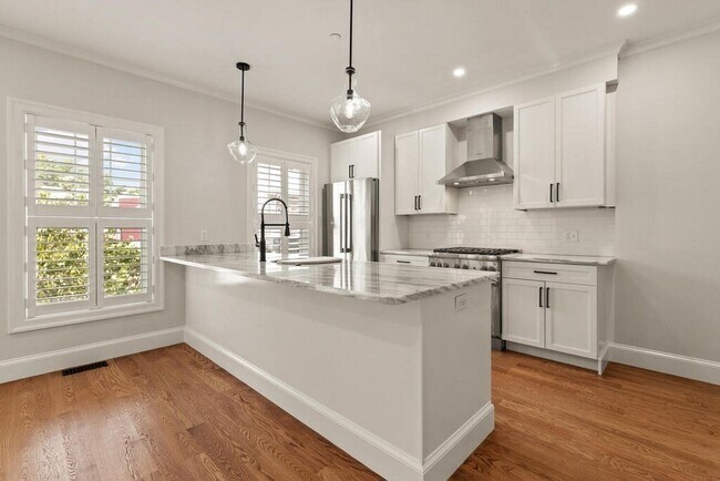 Photo - 35 Pearl St Unit 1
