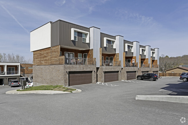 Sycamore Townhomes - Sycamore Townhomes