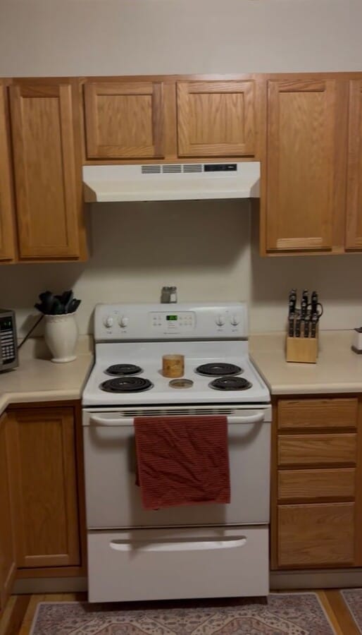 Photo - 231 Main St Unit 2 Bedroom in Enosburg