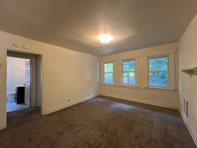 Photo - 1207 Sarah St Unidad 1207 Sarah Ave B