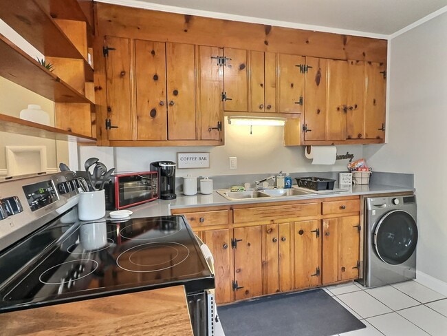 Photo - Duplex down town prattville