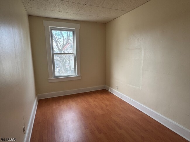 Photo - 16 Cutler St