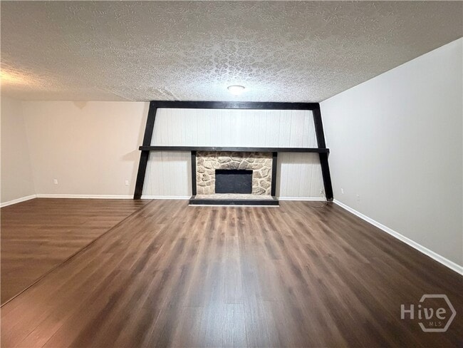 Photo - 177 Firewood St