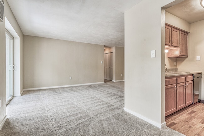 Toll House Apartments