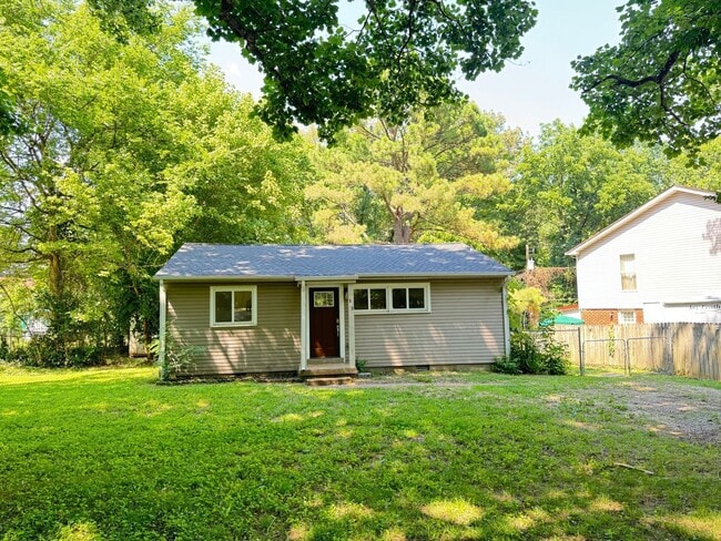Great Home Conveniently Located! 3 Bed 1 B... - Great Home Conveniently Located! 3 Bed 1 B...