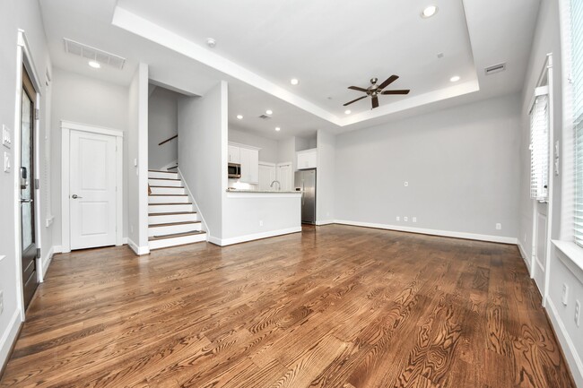Photo - 1805 Napa Creek Ln