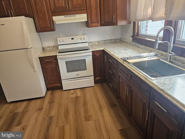 Photo - 41 W Frederick St