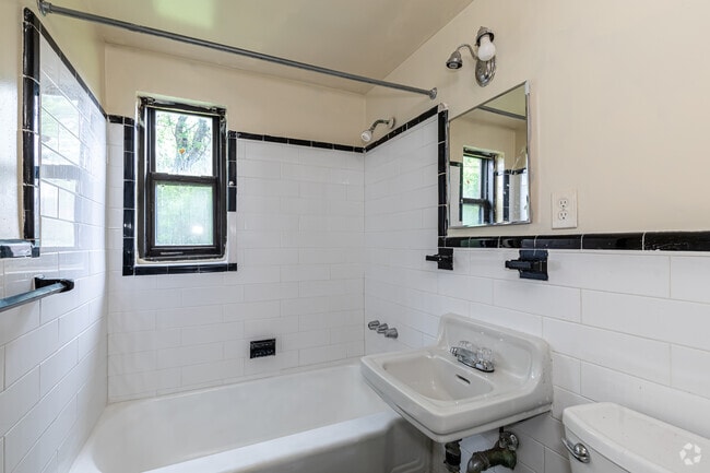 2BR, 1BA - Bathroom