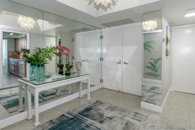 5540 N Ocean Dr Unit 8c