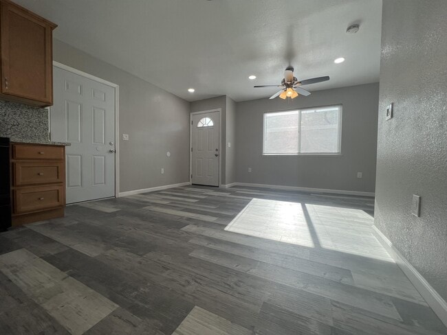 Photo - 26204 Underwood Ave