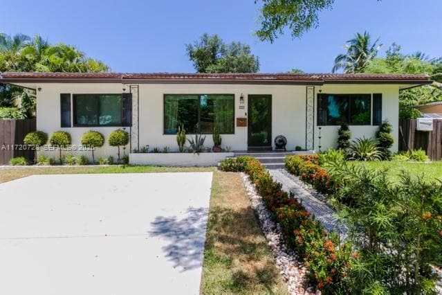 Photo - 9555 NW 2nd Ave