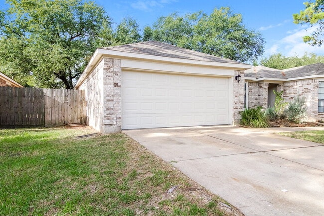 Photo - 17911 Poppy Trails Ln