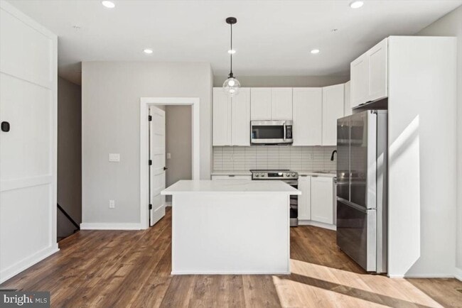 Photo - 3801 Hamilton St Unit B