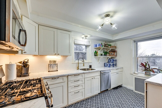 Photo - 5 Terrace Pl Unit ID1300629P