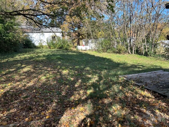 Photo - 214 Poplar St