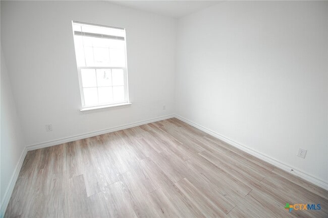 Photo - 1601 Cloud St
