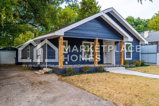 Photo - 2730 Emmett St