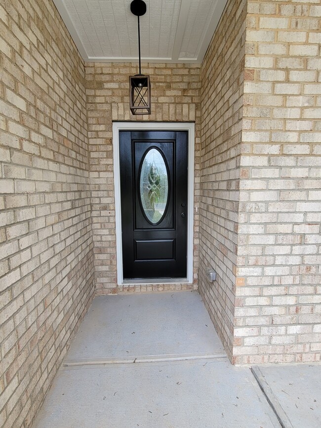 Photo - 230 Freedom Dr