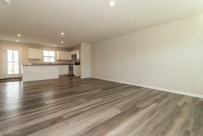 Photo - 578 Cherrywood Ln