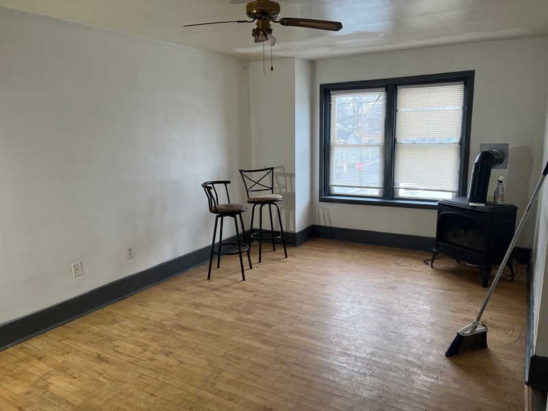 Photo - 1307 E 2nd St Unit 4