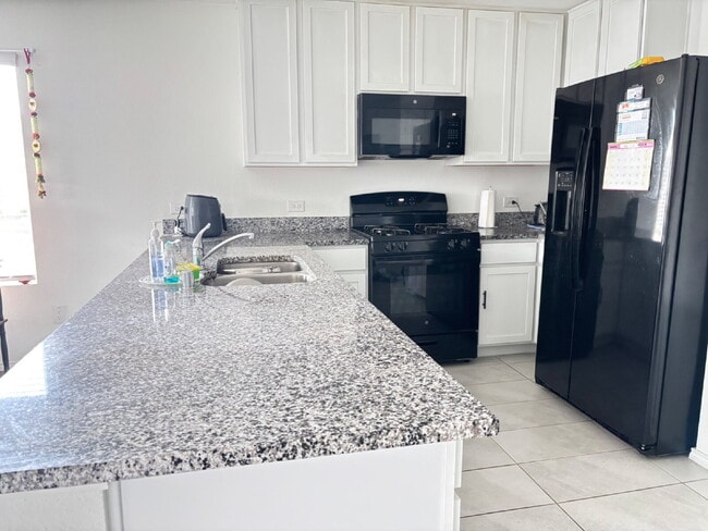 900 Mountain Laurel Rd