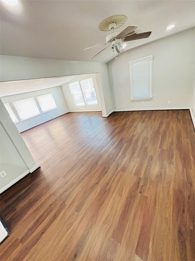 Photo - 2004 Deats Rd