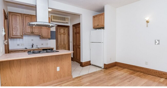 Photo - 100 Myrtle St