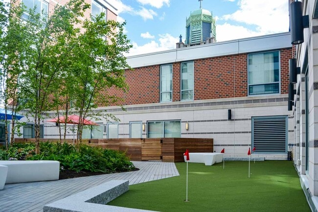 50 West Broadway's Courtyard with Putting Green