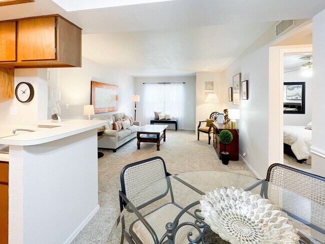 Photo - Greenbriar Apartments