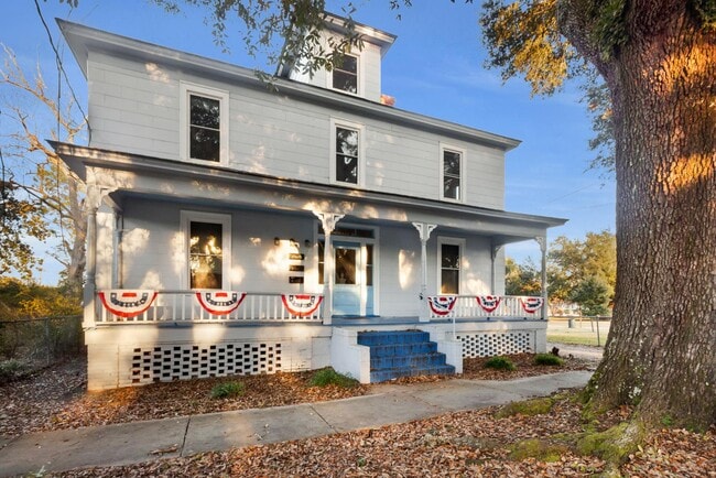 Photo - 1110 N Pasteur St