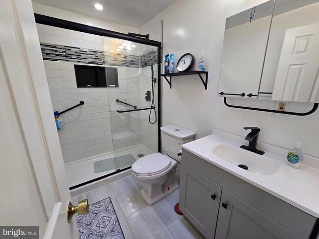 Photo - 1116 W Oxford St
