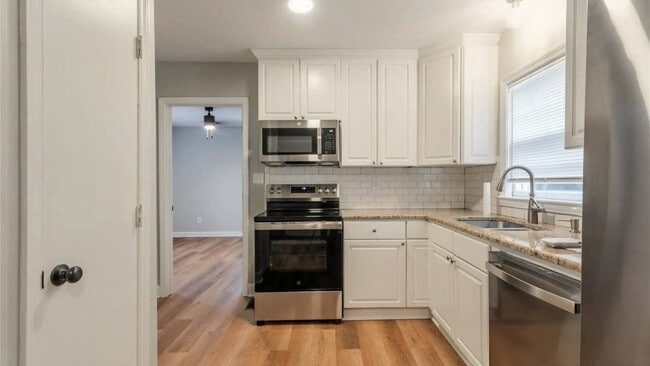 3037 Marlowe Ave
