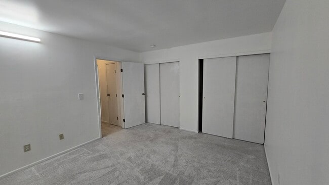 Photo - 5179 Springdale Blvd