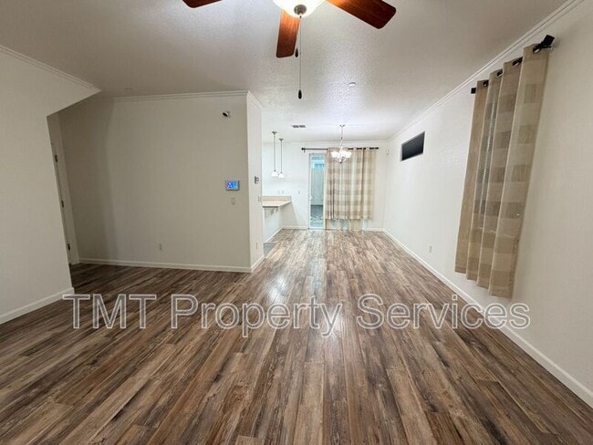 Photo - 939 Dixieanne Ave