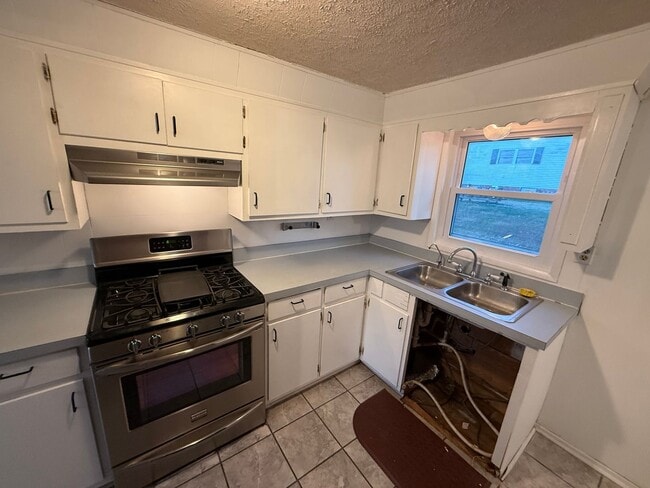 Photo - Home in Marion