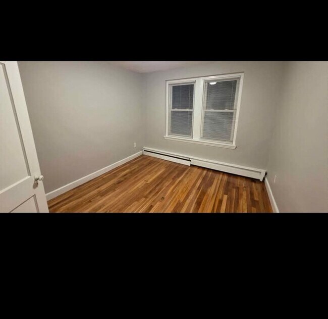 Photo - 77 Green St Unit 11