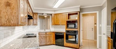 Photo - 100 Hacienda Dr