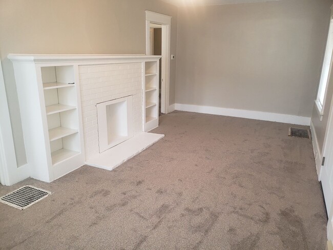Photo - 1032 NE Madrona St