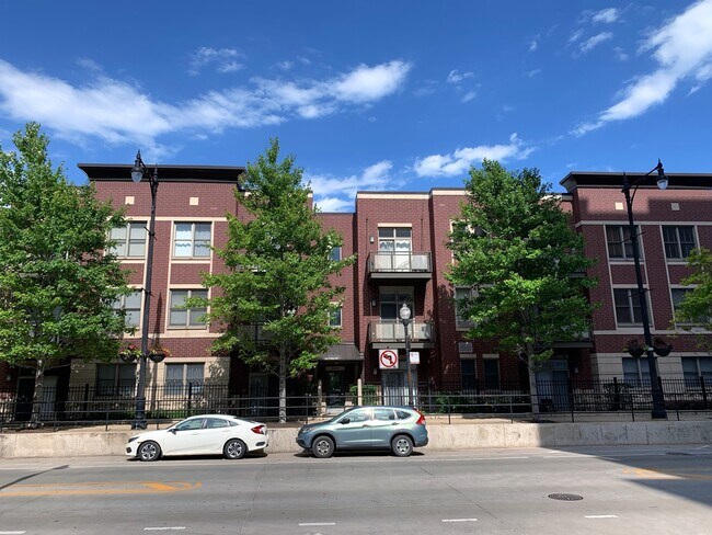 Photo - 1515 S Halsted St Unidad 313 Rental