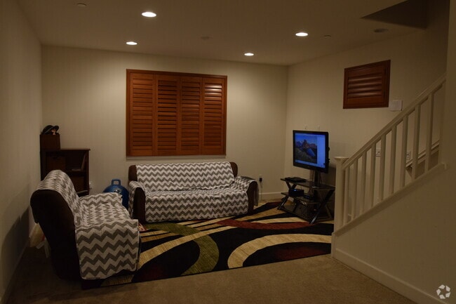 Building Photo - 5211 S Esprit Loop Rental