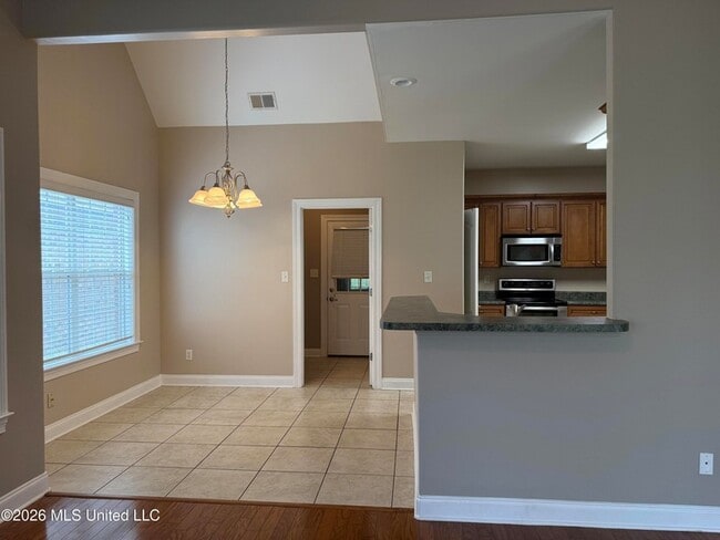 Photo - 4919 Rosebrook Cir E