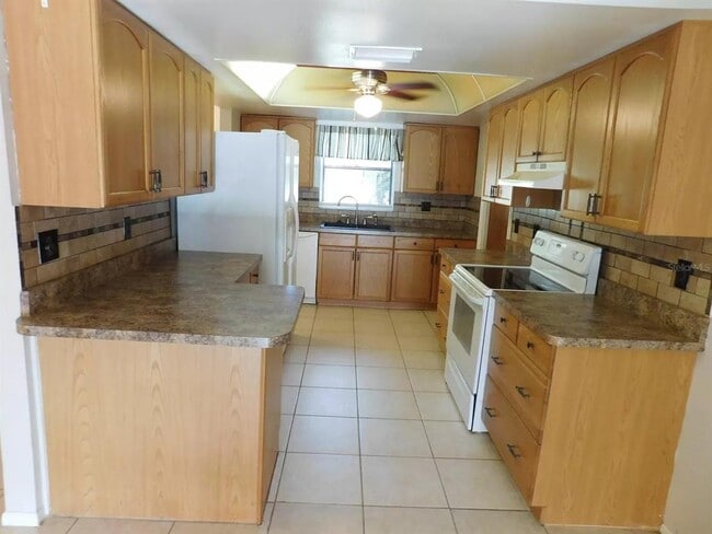 Photo - 902 Plum Tree Ln