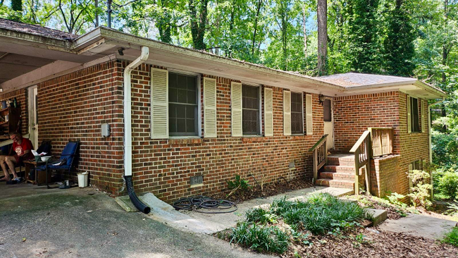 Building Photo - 409 Maplecliff Dr Rental
